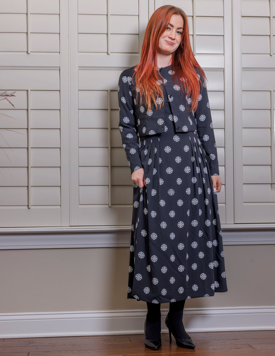 LI CIRCLE DESIGN HIGH WAISTED DRESS