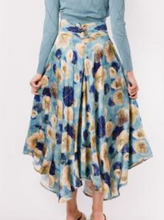 Load image into Gallery viewer, IV MICRO PLEAT WAIST BAND SKIRT ASYMEYRICAL HEM
