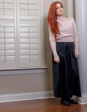 Load image into Gallery viewer, LI POCKET SKIRT
