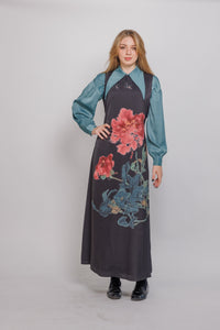 IV CREWNECK SLEEVELESS FLORALPRINT DRESS