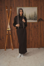 Load image into Gallery viewer, TG POINT EMBROIDERED SWEATSHIRT
