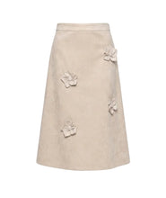 Load image into Gallery viewer, LI VELVETEEN SKIRT WITH APPLIQUE FLOWERS
