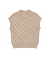 Load image into Gallery viewer, LI TEXTURED DIAMOND SHAPES VEST
