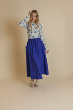Load image into Gallery viewer, J FLORAL PRINTED RIBBED TEE
