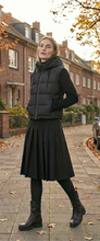 Load image into Gallery viewer, VIVITURI QUILTED COAT WITH HOOD
