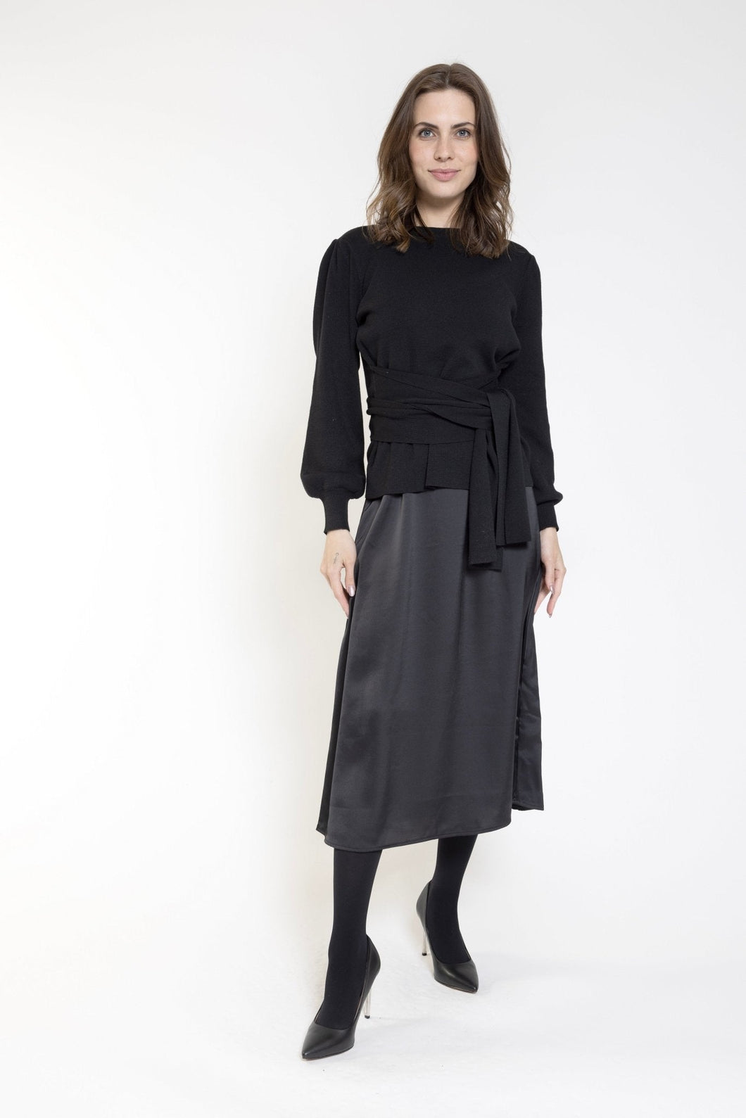 LU SATIN SLIP DRESS WITH BLACK KNITTED TIE - Dresses