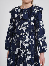 Load image into Gallery viewer, LU TOP WITH WHITE FLORAL RUFFLE COLLAR - Tops
