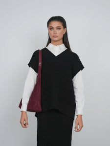 TG V-NECK OVERSIZED SWEATER VEST
