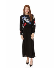 Load image into Gallery viewer, LU FLORAL EMBROIDERED KNIT OVERLAY

