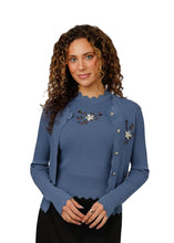 Load image into Gallery viewer, LU EMBROIDERED SCALLOP EDGE TOP
