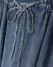 Load image into Gallery viewer, J BELLE DRAWSTRING MIDI SKIRT
