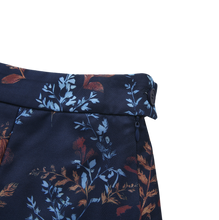 Load image into Gallery viewer, J HALF PLEAT FLORAL SKIRT

