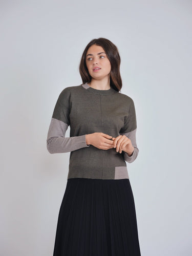 YAL CONTRAST NECK AND SLEEVE SWEATER - Tops