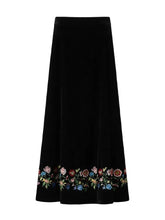 Load image into Gallery viewer, EL VELOUR EMBROIDERED DETAILED SKIRT

