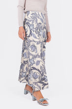 Load image into Gallery viewer, YB DAKOTA SKIRT
