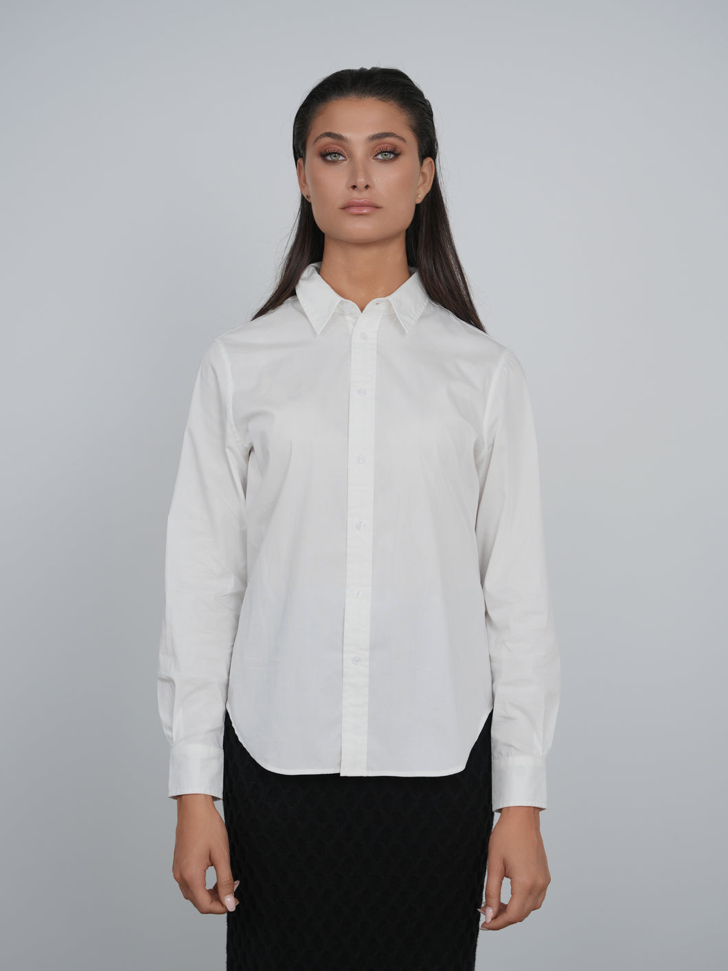 TG FITTED BUTTON UP