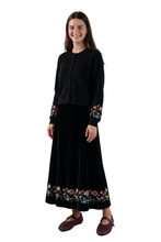 Load image into Gallery viewer, EL VELOUR EMBROIDERED DETAILED SKIRT
