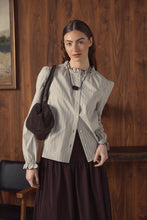 Load image into Gallery viewer, TG POINT RUFFLE BLOUSE
