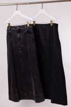 Load image into Gallery viewer, IV JEAN SKIRT IN REFINED DENIM AND WASHED DENIM
