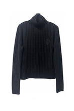 Load image into Gallery viewer, J CREST DETAILED CABLE KNIT SWEATER

