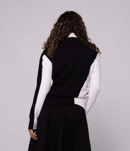 Load image into Gallery viewer, IV COLRBLOCK CARDIGAN - Tops
